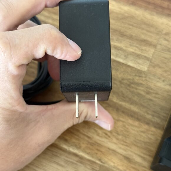 Insignia Compact Travel Charging Dock Black USB 2.0 HDMI for Nintendo Switch 1 - Picture 7 of 10